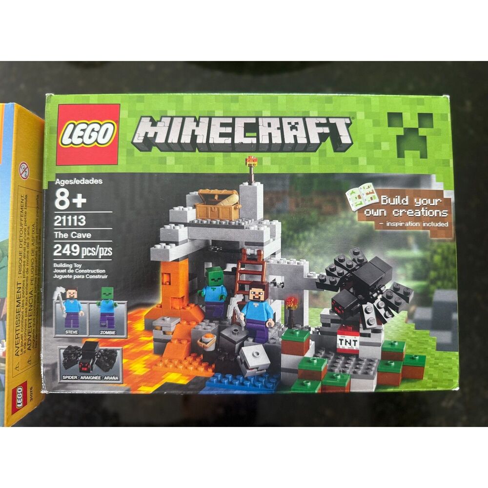 LEGO Minecraft 21113 The Cave Sealed New Retired Set Steve Zombie Spider 249 Pie